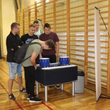 Do Elektryka przyjechał Naukobus