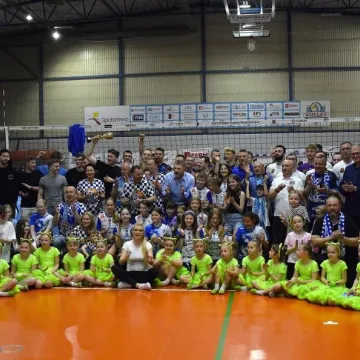 Pewne zwycięstwo i awans. METPRIM Volley Radomsko zagra w finale o II ligę!