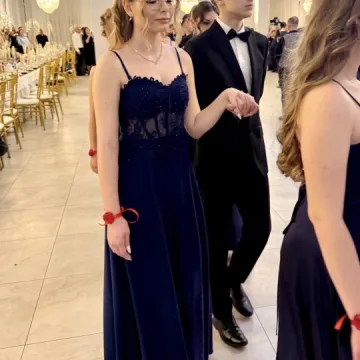 Odliczanie do matury rozpoczęło się eleganckim balem w LO Przedborzu