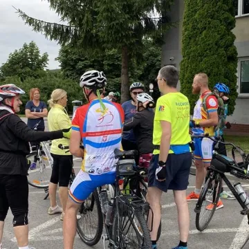Wystartował I Powiatowy Rajd Rowerowy
