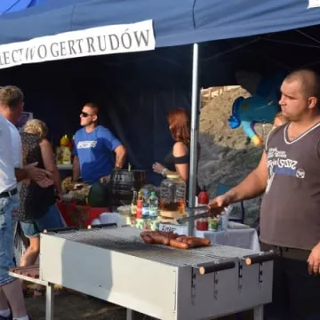 Miód w roli głównej w Gomunicach 