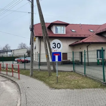 Uwaga kierowcy! Sadowa w Radomsku jest ulicą ślepą!