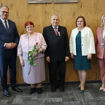 Złoci Małżonkowie uhonorowani medalami