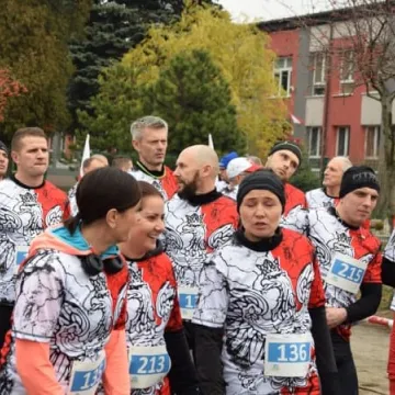 Pobiegli i uczcili rocznicę odzyskania niepodległości 