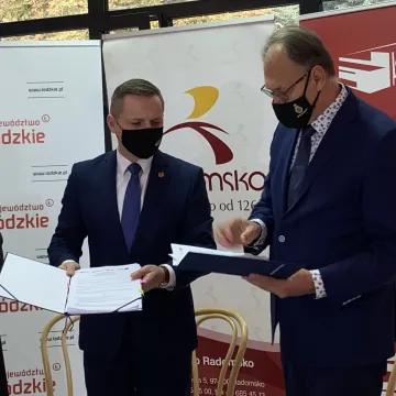 Podpisano umowę na dofinansowanie remontu sali widowiskowej MDK w Radomsku