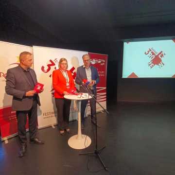 Już w tym miesiącu odbędzie się Festiwal „3 x Różewicz”. Konferencja w MDK w Radomsku