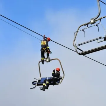 Ćwiczenia ratownicze w Ośrodku Sportu i Rekreacji na Górze Kamieńsk