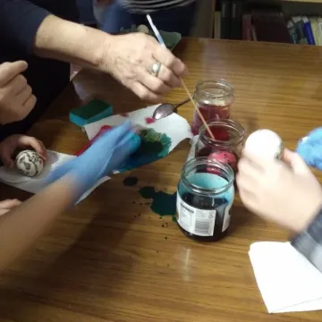 Pisanki i pająki ludowe ożywiły tradycję w Gidlach