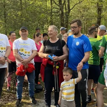 W Gomunicach poszli i pobiegli dla pszczół