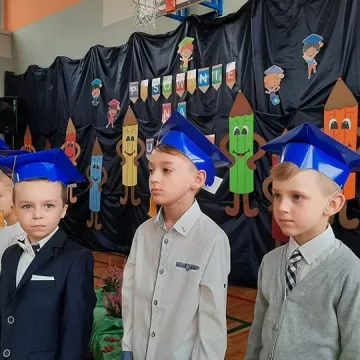 Ślubowanie pierwszaków w PSP nr 8 w Radomsku