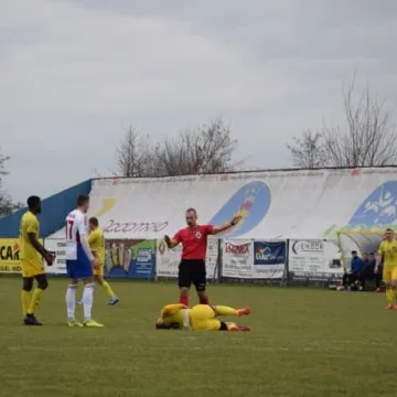 RKS Radomsko remisuje z Bronią Radom 1:1