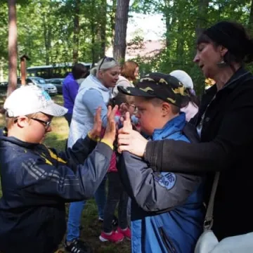 Dzieci lubią terapię w lesie