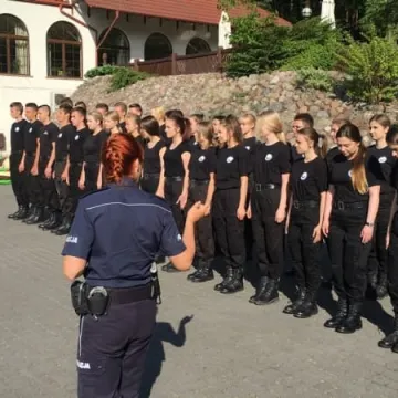 Manewry klasy mundurowej Mechanika