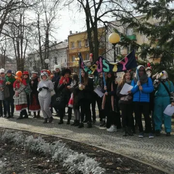 Ostatkowy korowód przeszedł ulicami Radomska