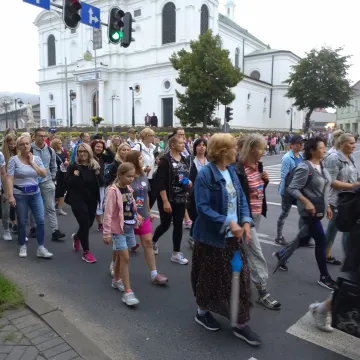 Pielgrzymi z Radomska wyruszyli na Jasną Górę