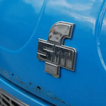 Maluchy, Łady i Cadillaki - wystawa samochodów przed Muzeum Regionalnym w Radomsku