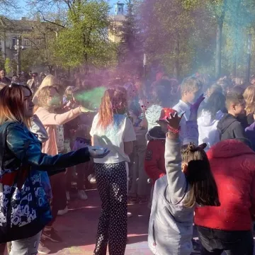 Kolory i bańki mydlane w centrum Radomska