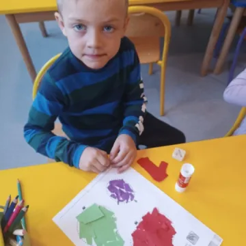 Zerówiaki z PSP nr 8 w Radomsku świętowały Światowy Dzień Warzyw i Owoców