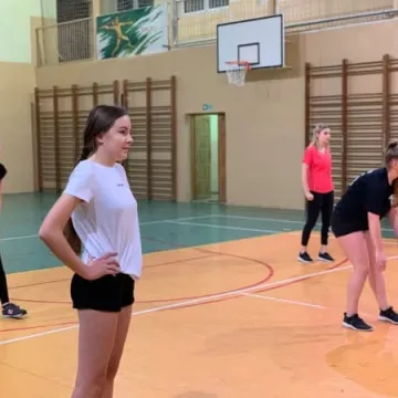 Wyniki 1. kolejki Amatorskiej Ligi Siatkówki 