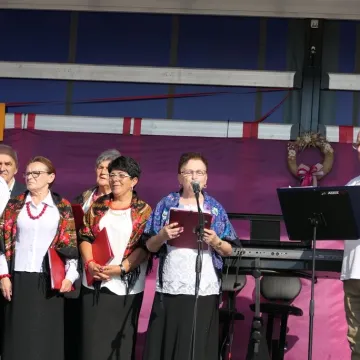 Społeczność Szczepocic dziękowała za plony