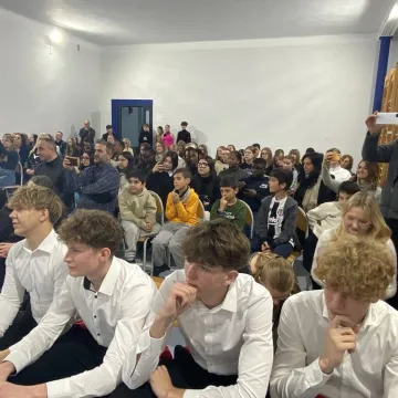 Certyfikaty wręczone, krakowiak zatańczony. Projekt Erasmus w 2 LO podsumowany