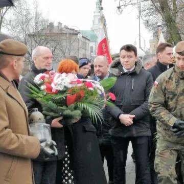 Oddali hołd „Warszycowi”