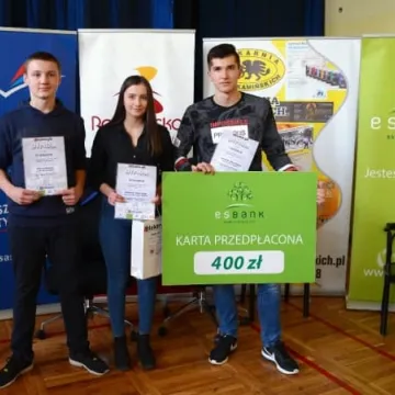 Fani informatyki i elektroniki sprawdzają swoją wiedzę w konkursach