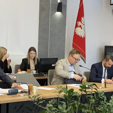 Rozpoczęła się sesja Rady Miejskiej w Radomsku