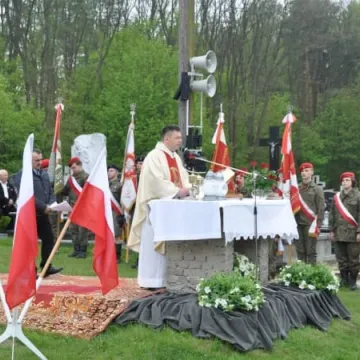 W hołdzie zołnierzom 