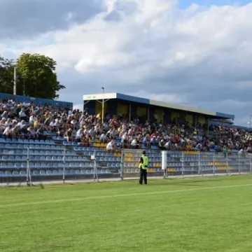 W meczu beniaminków: RKS Radomsko – KS Wasilków 5:0