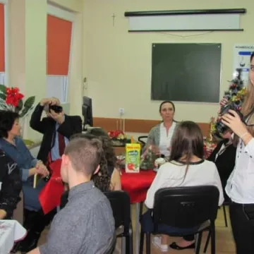 Popołudnie z poezją w  Ekonomiku