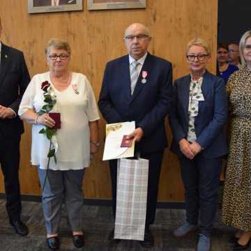 Złote Gody w Radomsku. 18 par odebrało Medale za Długoletnie Pożycie Małżeńskie