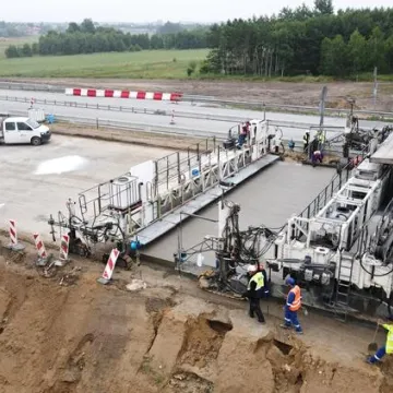 Jak postępują prace na budowie odcinka „D” autostrady A1?