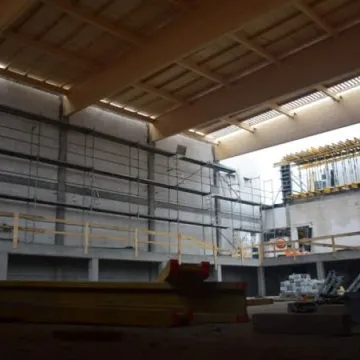 Mury pną się do góry, czyli trwa budowa nowego basenu