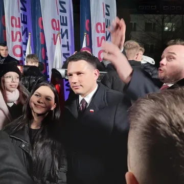 Tak dla prostych podatków. Nie dla imigracji. Sławomir Mentzen pojawił się w Radomsku