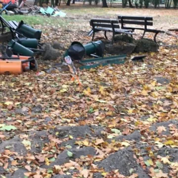 Trwa rewaloryzacja parku Świętojańskiego