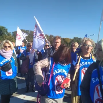 Pedagodzy z Radomska na demonstracji w stolicy