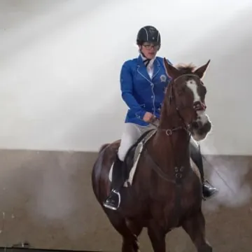 Zdobyli odznaki jeździeckie 