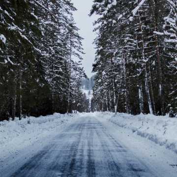 Akcja „zima” na powiatowych drogach w Radomsku i powiecie