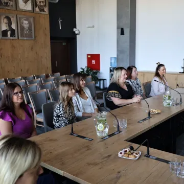 W szkołach w Radomsku będzie 25 nowych nauczycieli mianowanych