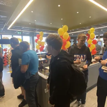 Tłumy na otwarciu McDonald’s w Radomsku