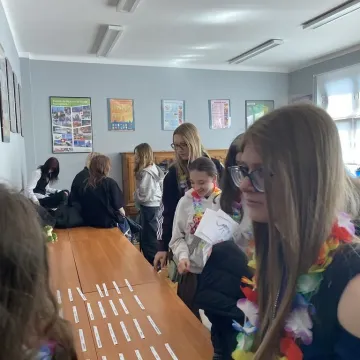 Dzień Owarty w II LO w Radomsku. Ósmoklasiści poznali szkołę od środka