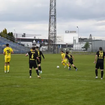 RKS Radomsko bez litości.  Pięć bramek na Brzeźnickiej