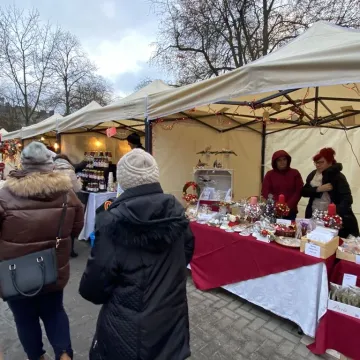 Plac 3 Maja w Radomsku zamienił się w świąteczne miasteczko