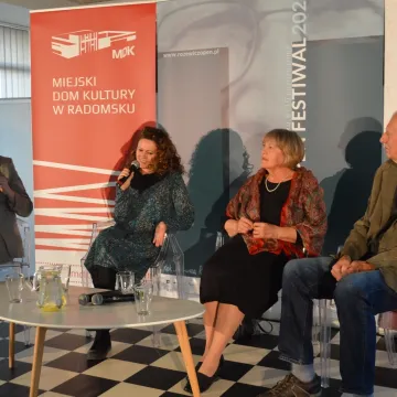 O Tadeuszu Różewiczu z trzech punktów widzenia