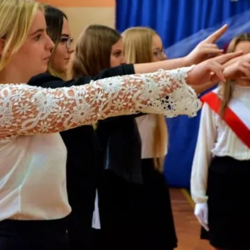 Ślubowanie klas pierwszych w Przedborzu