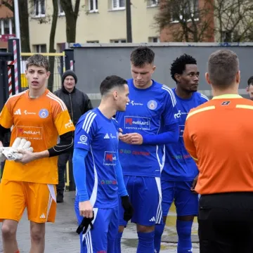 Lider nie zawiódł. RKS pewnie wygrywa z Omegą Kleszczów