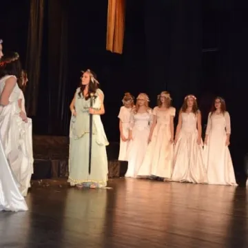 Teatr Żródło z widowiskiem „Niepodległa