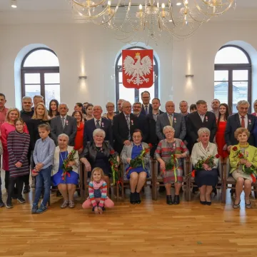 Złoci małżonkowie uhonorowani medalami