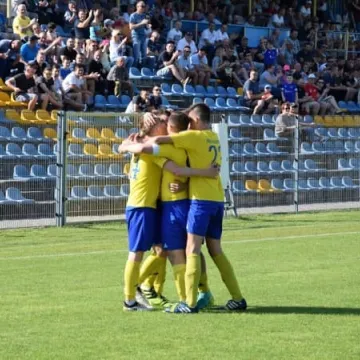 RKS wygrywa w meczu na szczycie 